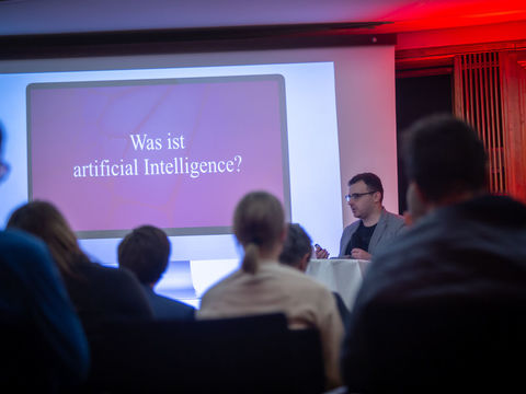 Bewerbungsstart: Digital Media Law and Management LL.M. | MBA